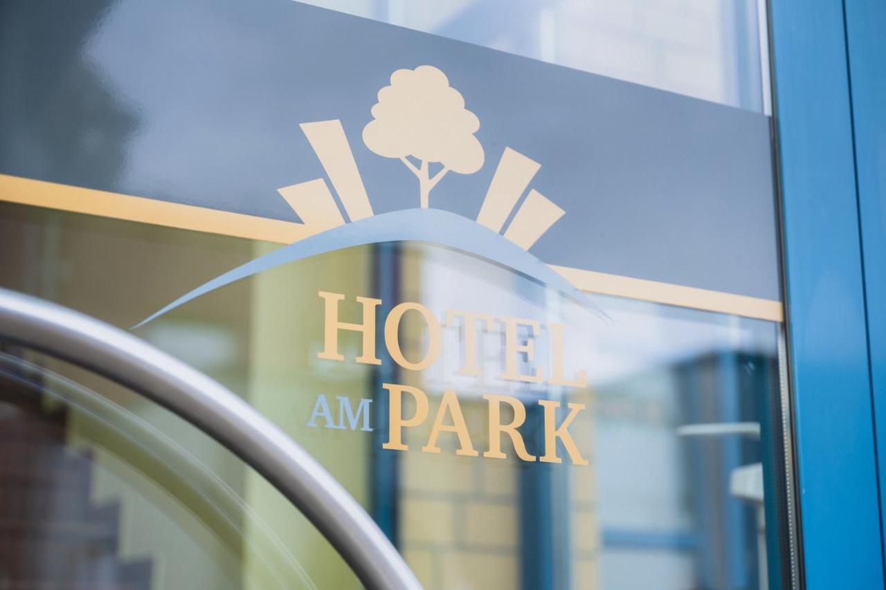 Hotel Am Park Hueckelhoven Ngoại thất bức ảnh